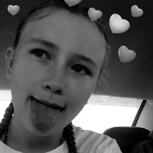 Meet your Posher, Kaya